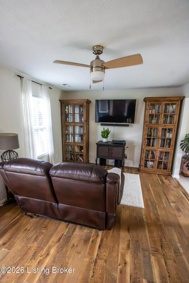 12606 Westport Ridge Way, Louisville, KY 40245