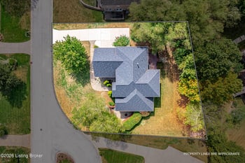 12608 Razor Ct, Louisville, KY 40299