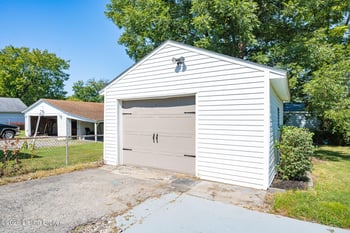 1261 Gilmore Ln, Lynnview, KY 40213
