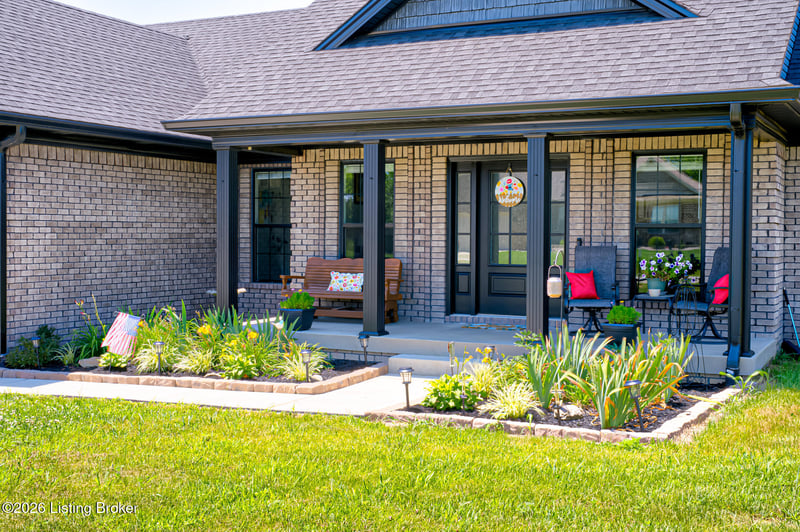 127 Hidden Valley Dr, Bardstown, KY 40004