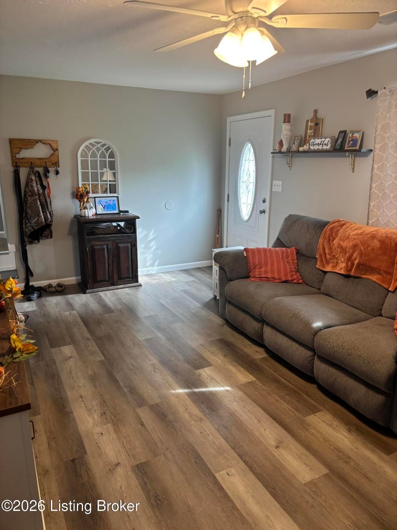 127 N Summit Ave, Hodgenville, KY 42748