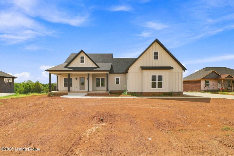 127 Woodford Dr, Bardstown, KY 40004