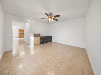128 Erikas Ct, Shepherdsville, KY 40165