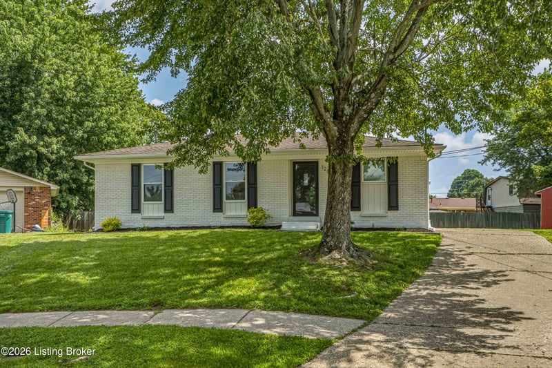 128 Gofton Ct, Louisville, KY 40229