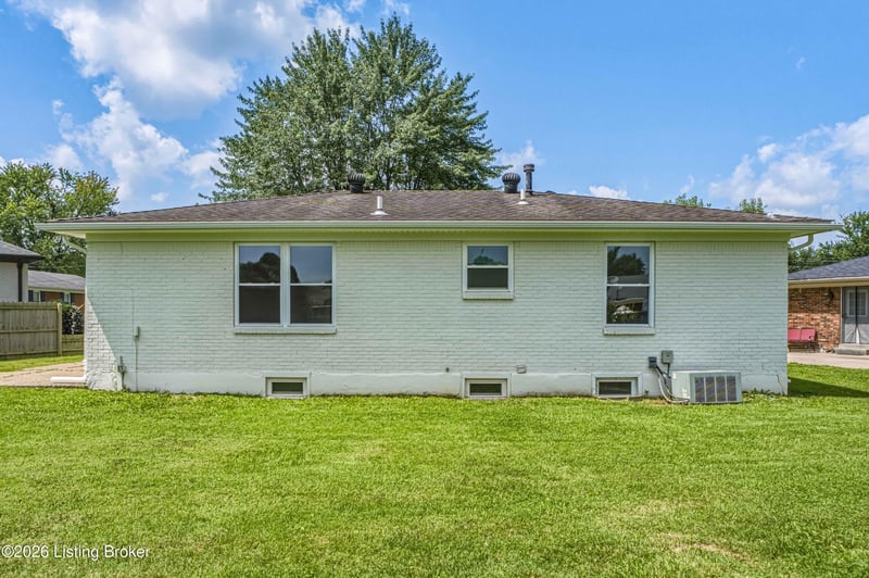 128 Gofton Ct, Louisville, KY 40229