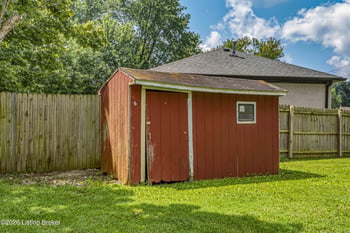 128 Gofton Ct, Louisville, KY 40229