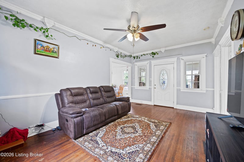 128 S Ewing Ave, Louisville, KY 40206