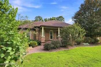 12800 Ledges Dr, Louisville, KY 40243