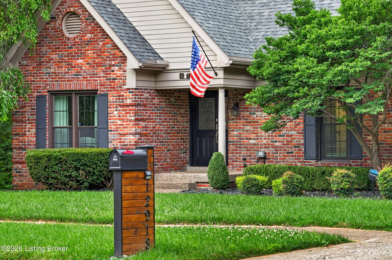 12918 Wooded Forest Rd, Louisville, KY 40243