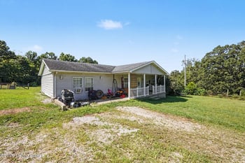 1294 Irvington Bewleyville Ln, Irvington, KY 40146