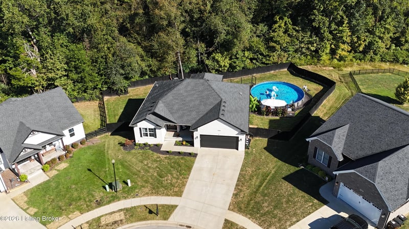 130 Burlington Ct, Mt Washington, KY 40047