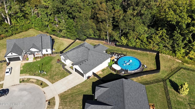 130 Burlington Ct, Mt Washington, KY 40047