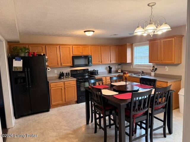 130 Twin Lakes Dr #A, Vine Grove, KY 40175