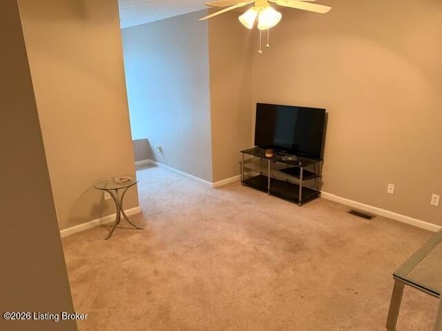 130 Twin Lakes Dr #A, Vine Grove, KY 40175