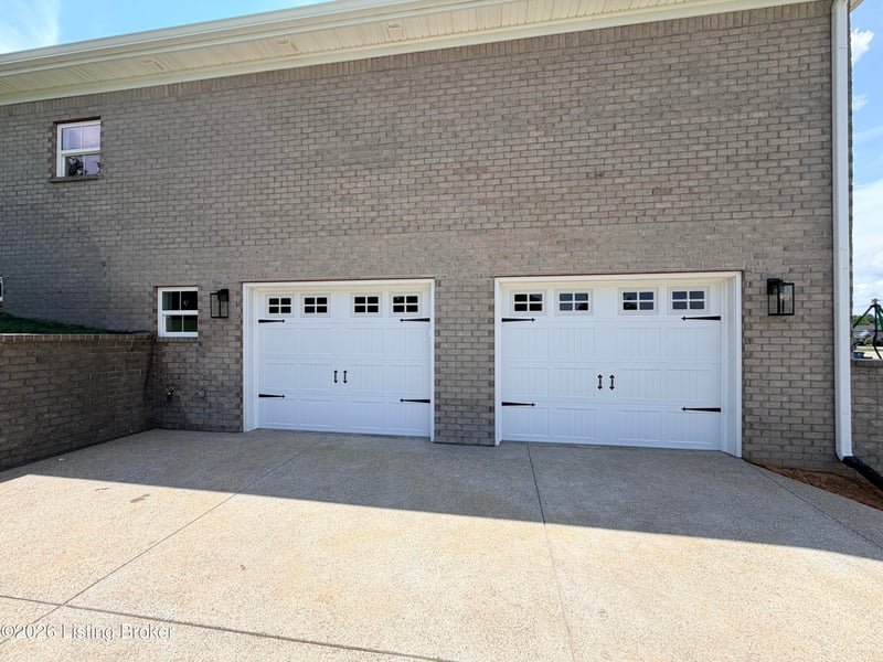 13000 Pond Creek Dr, Goshen, KY 40026