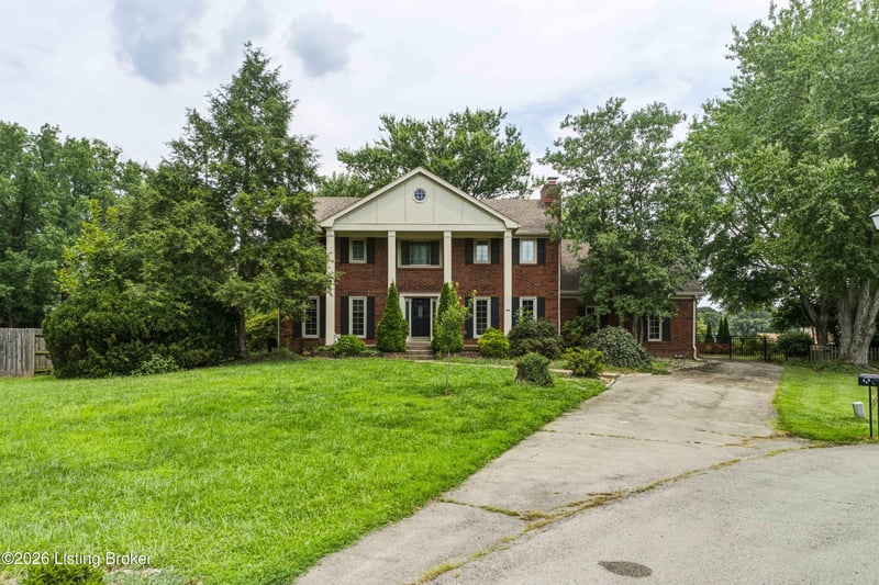 13003 Larkspur Ln, Prospect, KY 40059