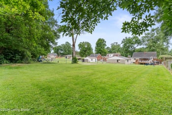 1301 Cherry Hill Ct, Louisville, KY 40229