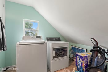 1301 Strader Ave, Louisville, KY 40215