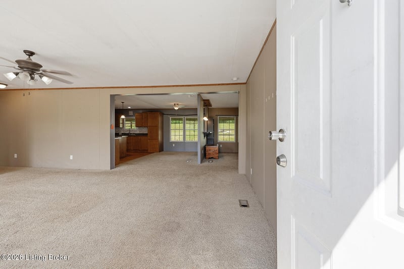 1303 Versailles Rd, Lawrenceburg, KY 40342