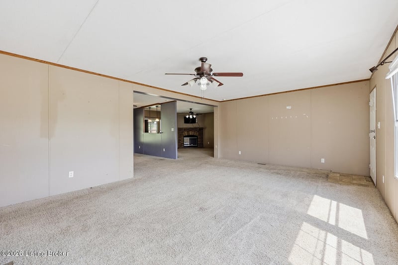 1303 Versailles Rd, Lawrenceburg, KY 40342