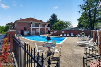 1305 Forest Park Rd, Louisville, KY 40223