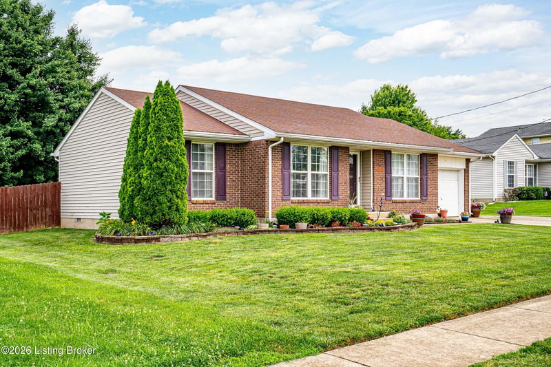 1305 Williamsburg Dr, Elizabethtown, KY 42701