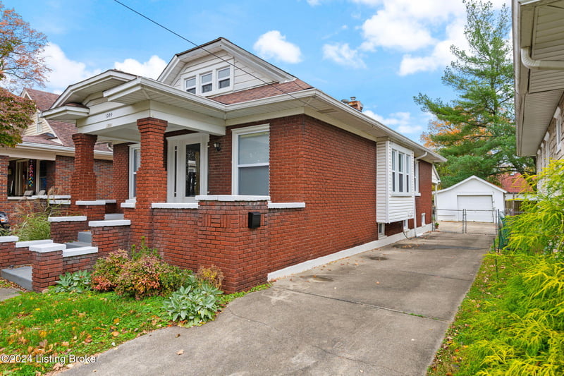 1309 Lydia St, Louisville, KY 40217
