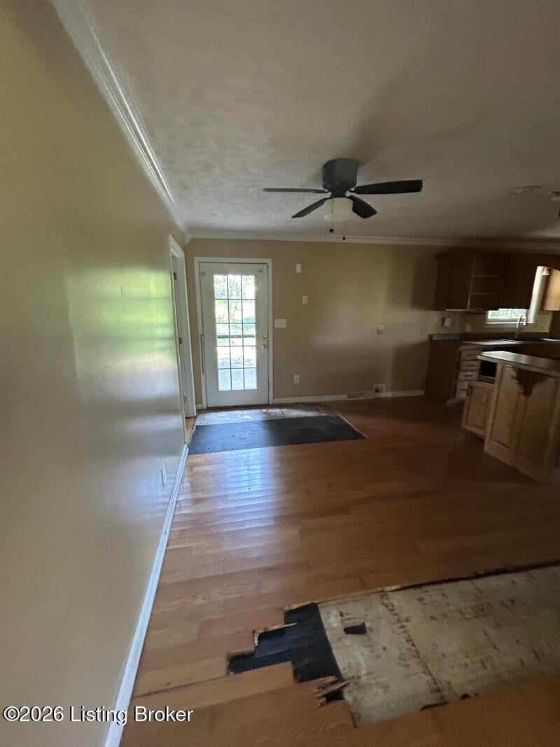 131 Glen View Ln, Harned, KY 40144