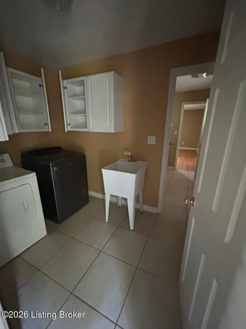 131 Glen View Ln, Harned, KY 40144