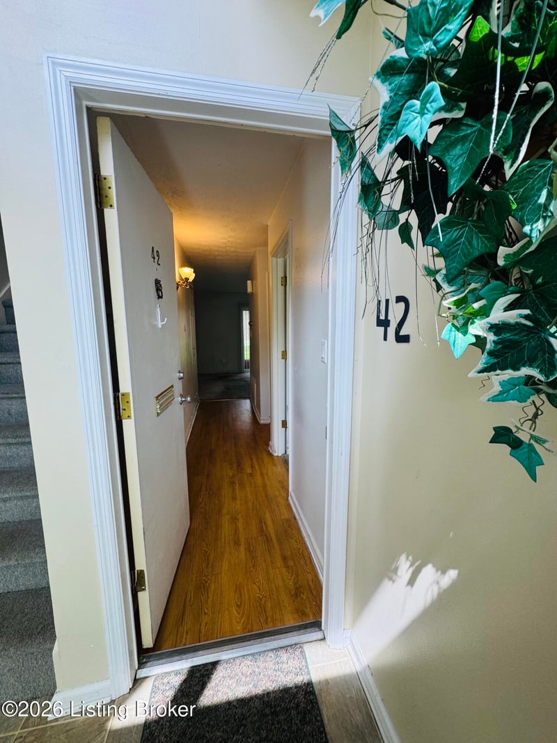 1310 Louisville Rd #APT 42, Frankfort, KY 40601