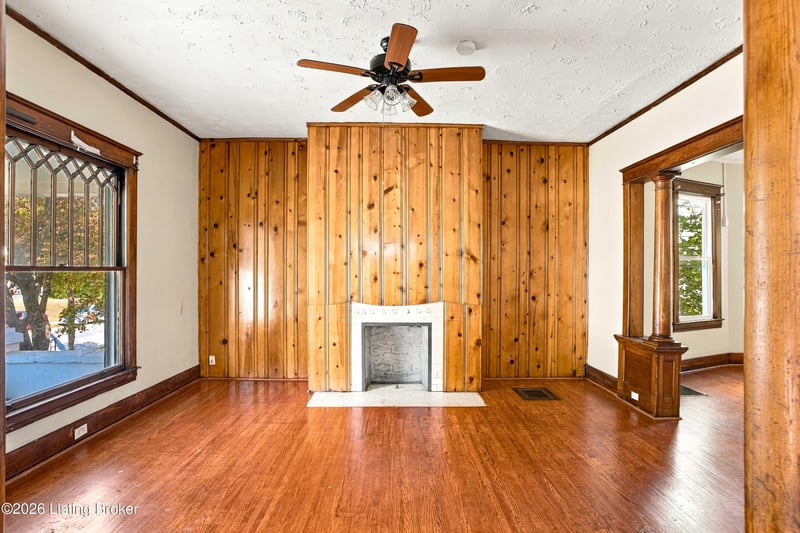 1310 S 43rd St, Louisville, KY 40211
