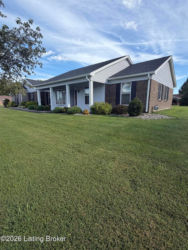 1312 Bambridge Ln, Campbellsville, KY 42718