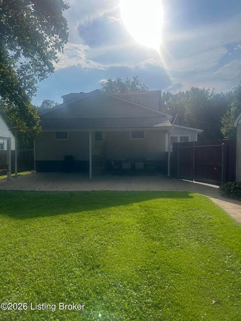 1314 Dahl Rd, Louisville, KY 40213