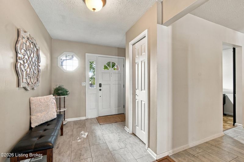 1318 Worth Ave, Shepherdsville, KY 40165