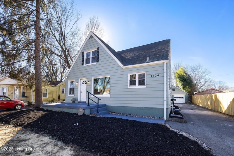 1326 Phyllis Ave, Louisville, KY 40215