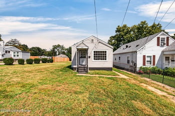 1327 Shingo Ave, Louisville, KY 40215