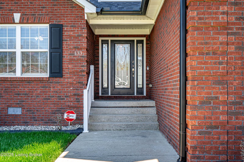 133 E Piedmont Dr, Vine Grove, KY 40175