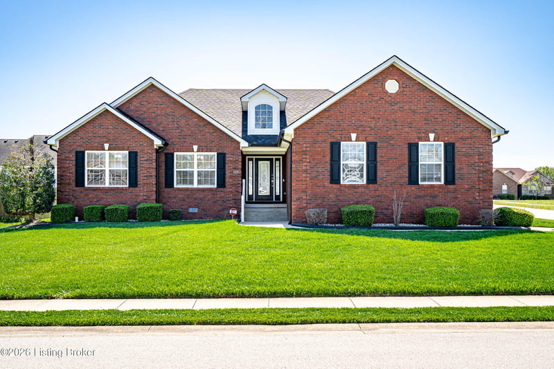 133 E Piedmont Dr, Vine Grove, KY 40175