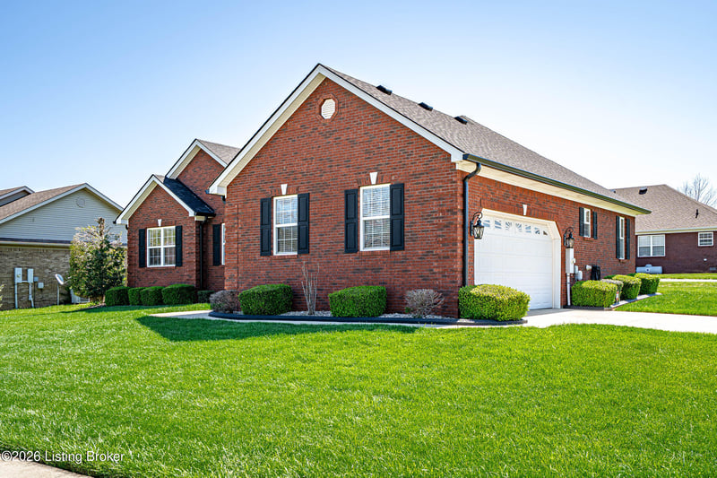 133 E Piedmont Dr, Vine Grove, KY 40175
