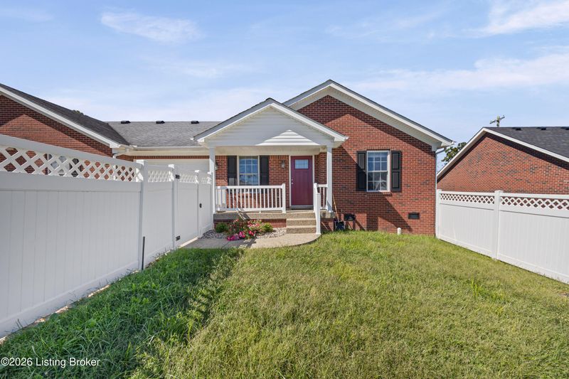 133 Meadow Park Ct, Mt Washington, KY 40047