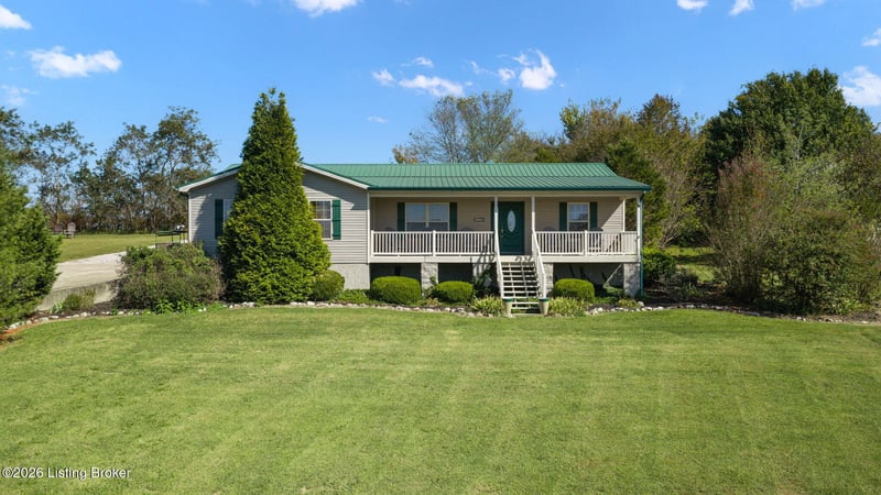 1330 Sandy Beach Ln, Mcdaniels, KY 40152