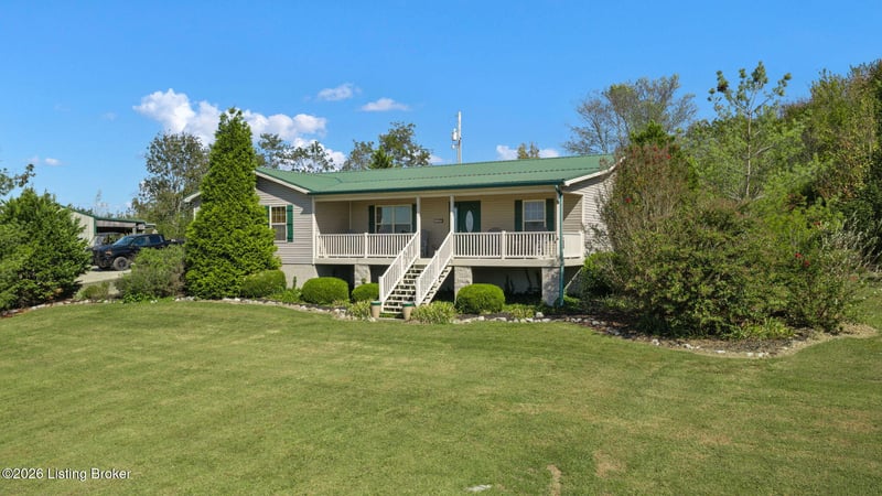 1330 Sandy Beach Ln, Mcdaniels, KY 40152