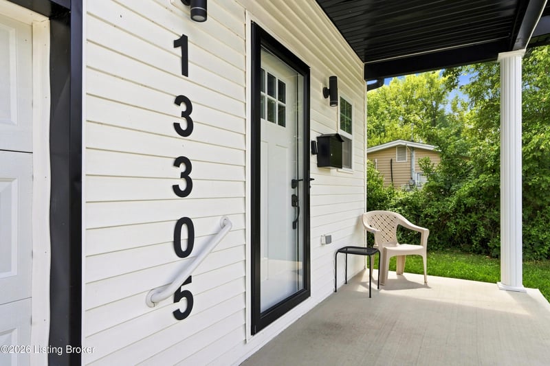 13305 Forge Cir, Louisville, KY 40272