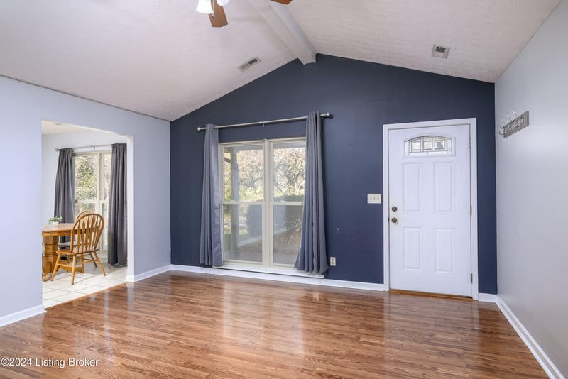1335 NE Grace St, Corydon, IN 47112