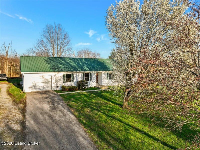1336 Tracy Rd, Lawrenceburg, KY 40342