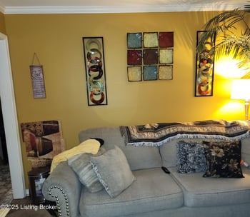 1338 Lillian Ave, Louisville, KY 40208