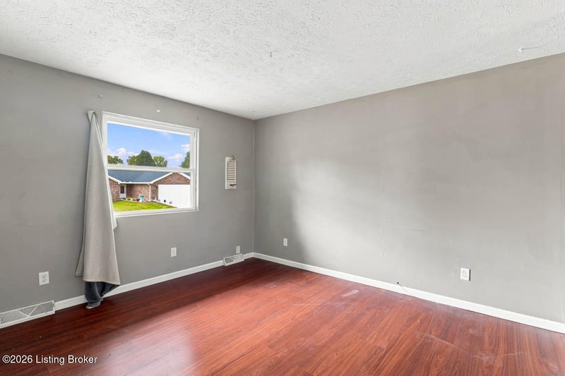 134 Carl St, Corydon, IN 47112