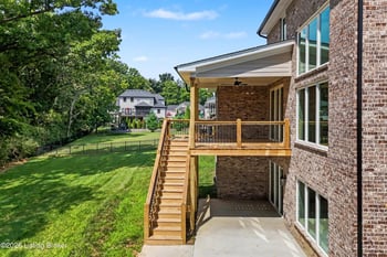13425 Riggs Lake Ln, Louisville, KY 40299