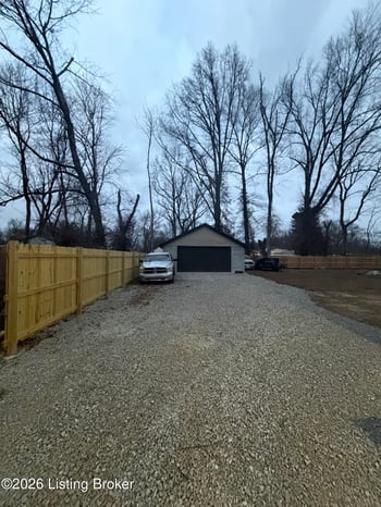 1345 Cleo Ave, Louisville, KY 40213