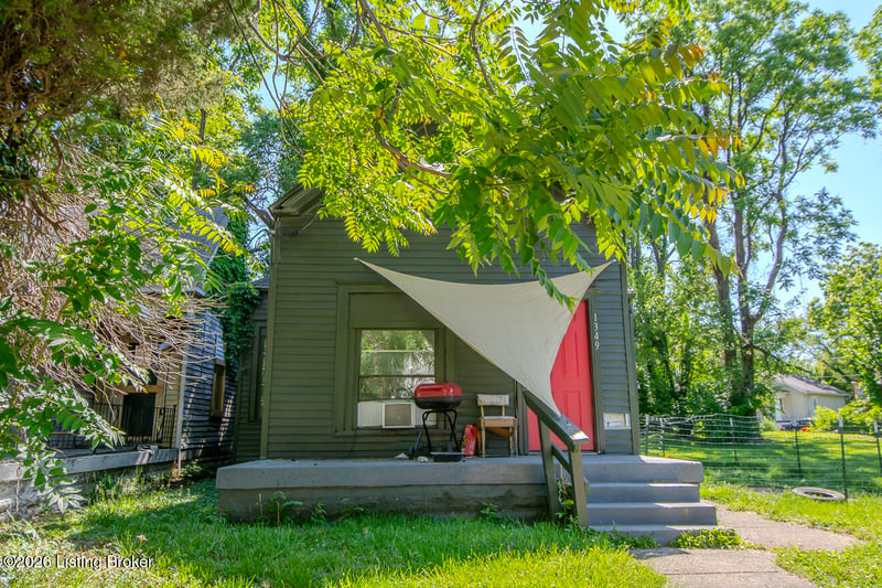 1349 S 26th St, Louisville, KY 40210